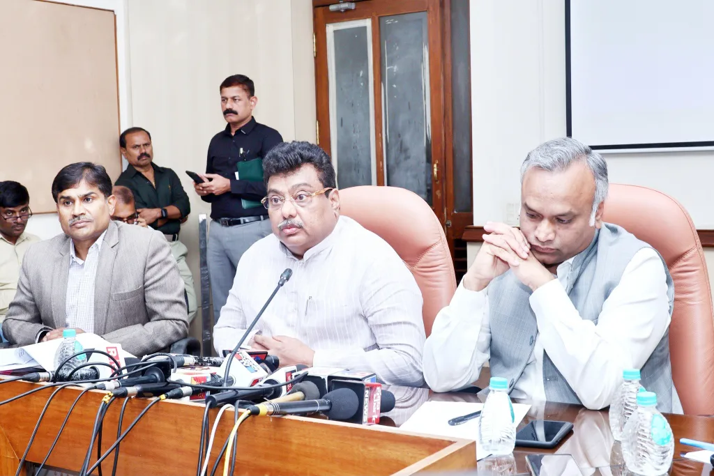 राज्यात 25 हजार कोटींची गुंतवणूक अपेक्षित An investment of 25 thousand crores is expected in the state