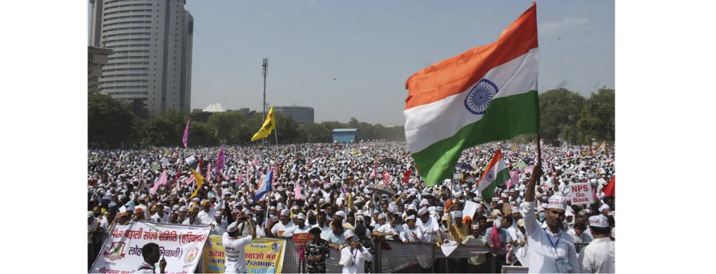 जुन्या पेन्शन योजनेसाठी एकवटले शासकीय कर्मचारी Government employees united for old pension scheme