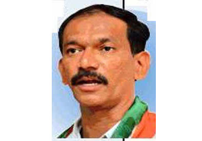 Deliberate avoidance by the Speaker: Chodankar