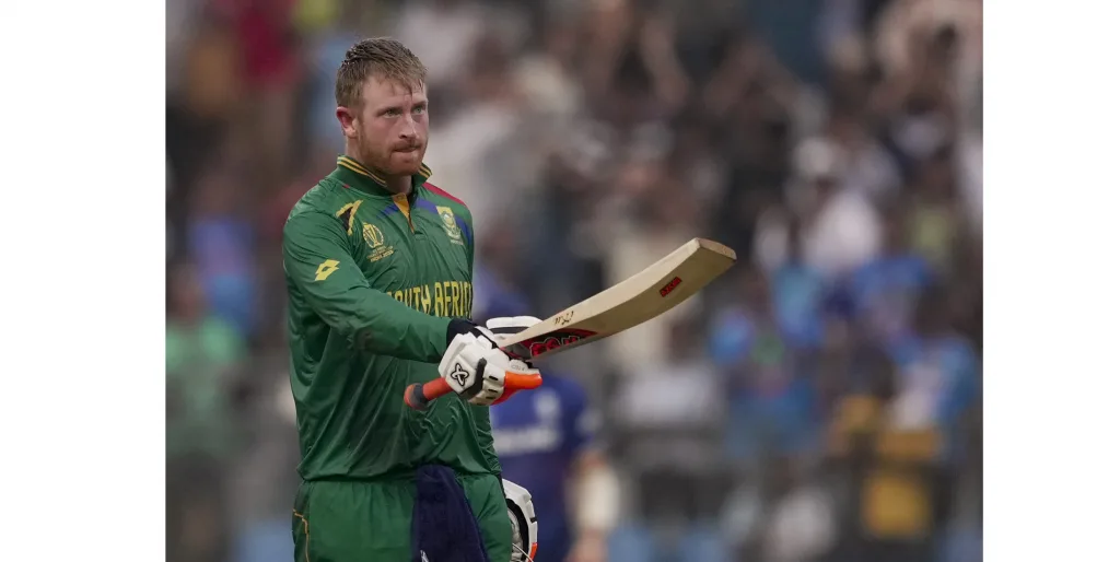 आफ्रिकेच्या वादळात ‘साहेब’ भुईसपाट! In the storm of Africa, "Saheb" Bhuispat!