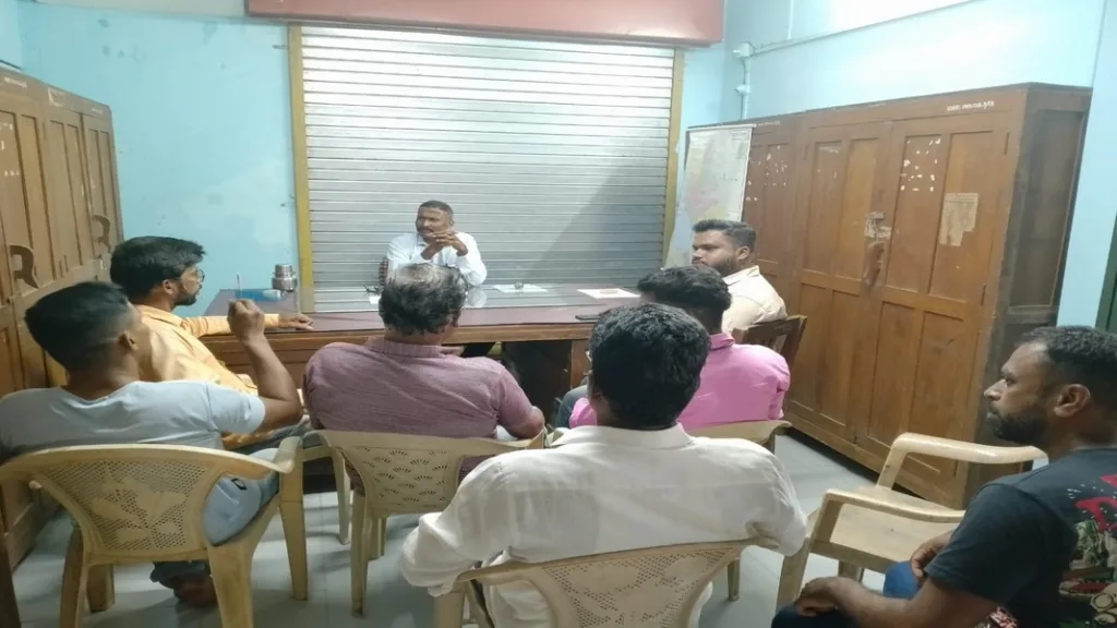 PM शेतकरी सन्मानच्या अंमलबजावणीसाठी कृषी विभागाकडून गावोगावी जनजागृती शिबिरे व्हावीत