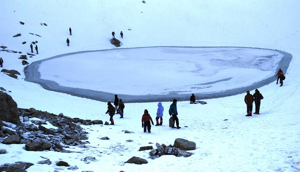 भारतातील रहस्यमय सरोवर Mysterious lake in India