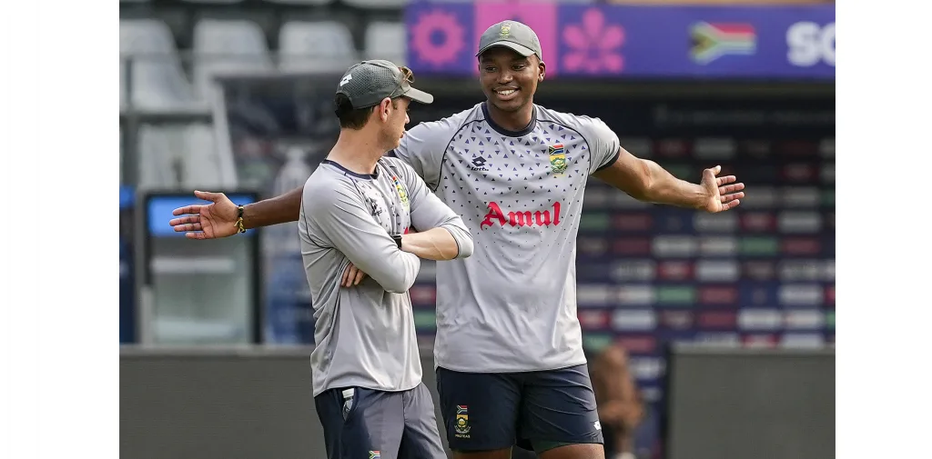 In-form South Africa face Bangladesh today