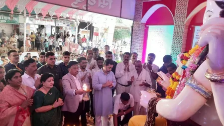 सिंधुदुर्गच्या राजाला भक्तिमय वातावरणात निरोप !