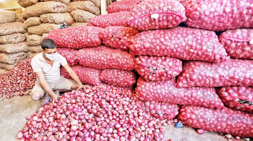 Onion export ban continues till March 31