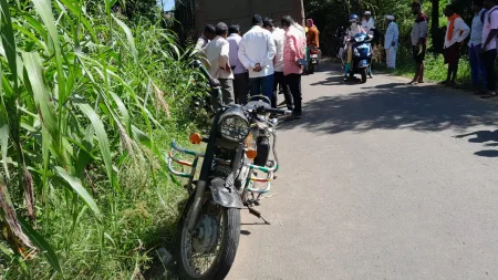 वाई पश्चिम भागातील मुगाव येथे भिषण अपघात; दोन युवक गंभीर जखमी