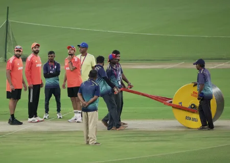 विश्वचषकातील भारत – पाकिस्तान ‘महामुकाबला’ आज India-Pakistan World Cup 'Mahamakabala' today