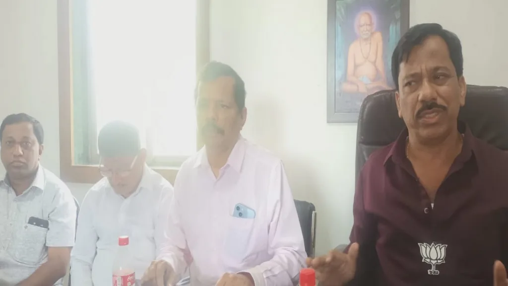 ज्यांची ताकदच नाही त्यांना मदत करण्यापेक्षा आम्ही स्वबळावर लढू – राजन तेली