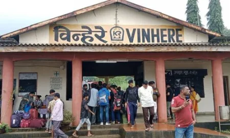 For eight hours, the Matsyagandha Konkan Kanya has been in trouble for passengers