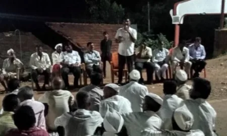 Vigorous preparations by activists in West Karveer for Raju Shetty's protest march