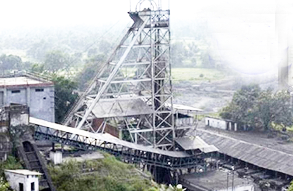 MOIL shares hit new highs