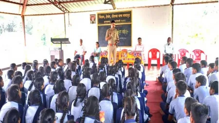 सायबर गुन्हे टाळण्यासाठी नेहमी सर्तक रहा : पो. उपनिरीक्षक अमित गोते