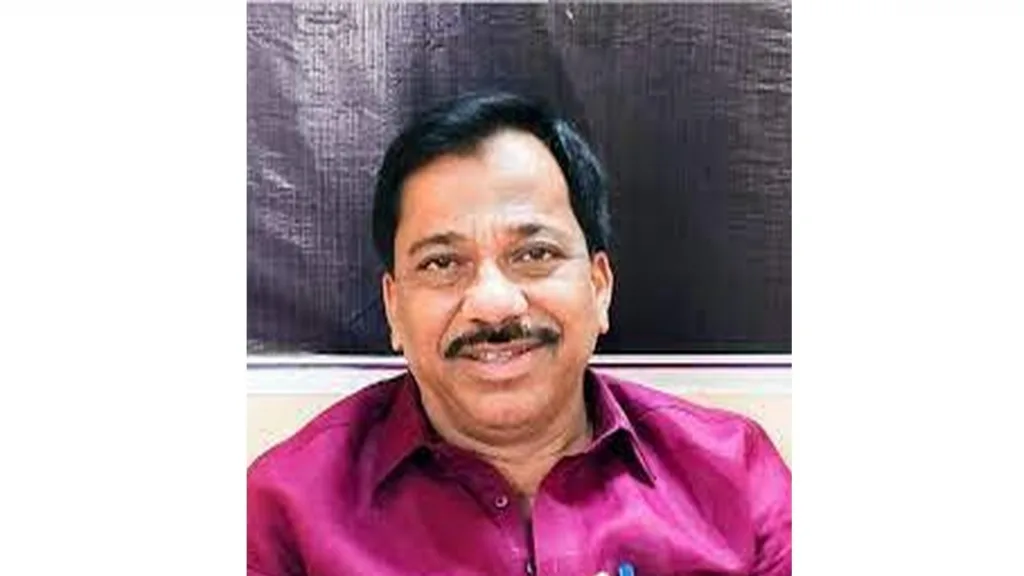 तुमचे पितामह मुख्यमंत्री होते मग ,सिंधुदुर्गासाठी तुम्ही आतापर्यंत काय केलं ?