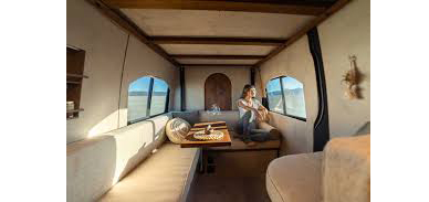 व्हॅनला घरात केले रुपांतरित The van was converted into a house