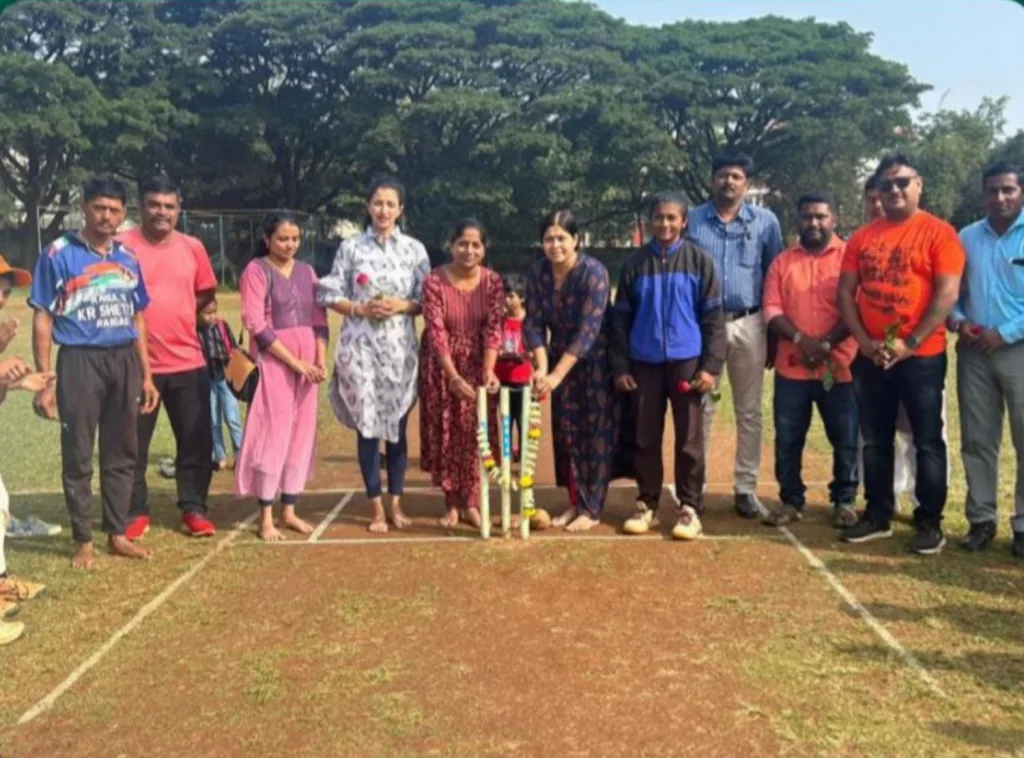लायाज, जिमखाना, निना संघांची विजयी सलामी Victory Salute of Laiyaz, Gymkhana, Nina teams