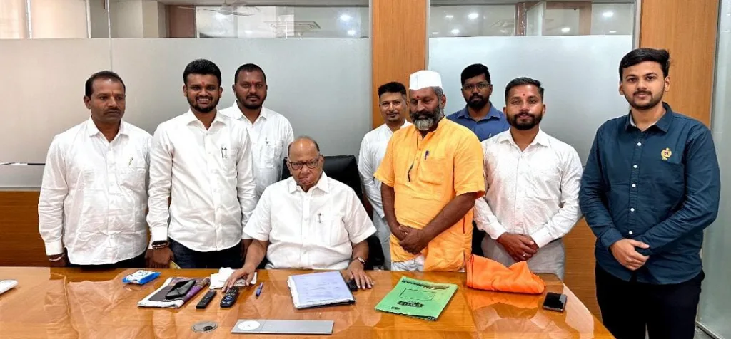 Sharad Pawar drew attention to the plight of Marathi schools