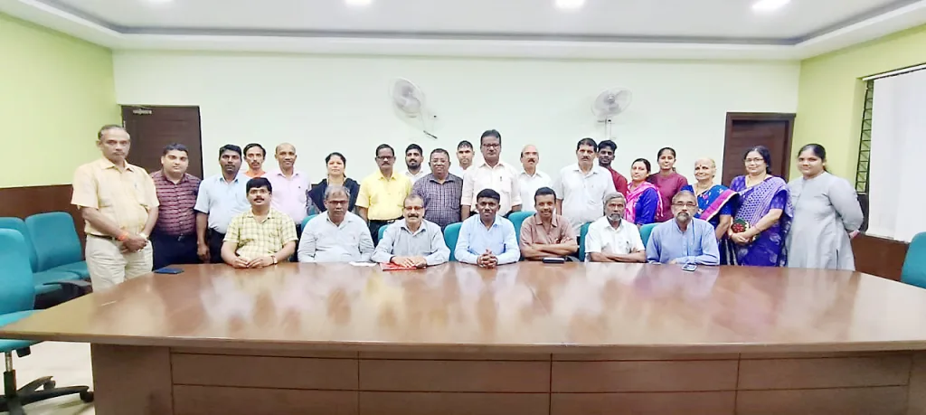 अ. गो. मराठी साहित्य संमेलन स्वागताध्यक्षपदी रमेश तवडकर Ramesh Tavadkaras the President of the A. Go. Marathi Sahitya Samelan