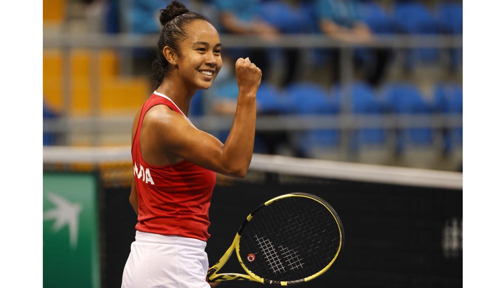 झेकला हरवून कॅनडा अंतिम फेरीत Canada beat the Czech Republic in the final