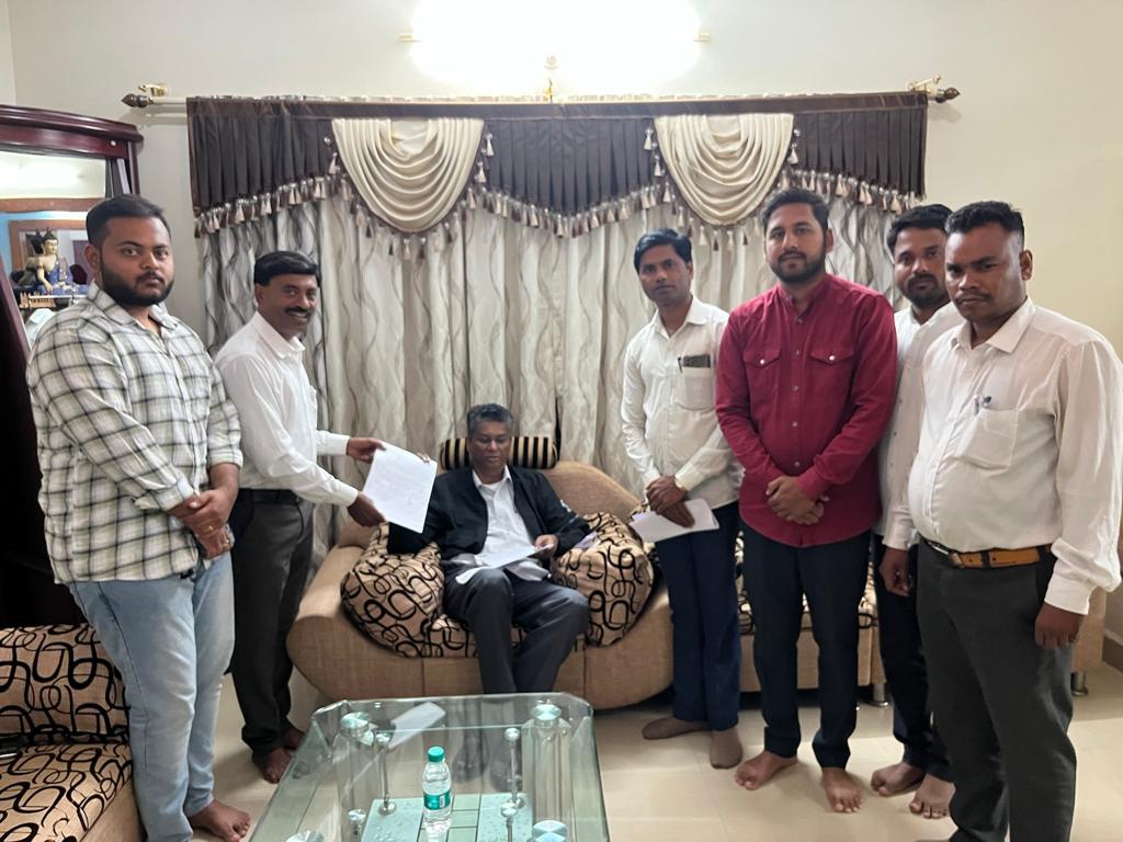 Provide facility for Consumer Grievance Redressal Bench