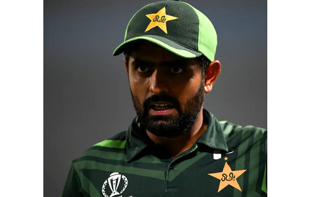 बाबर आझम लाहोरमध्ये दाखल Babar Azam entered Lahore