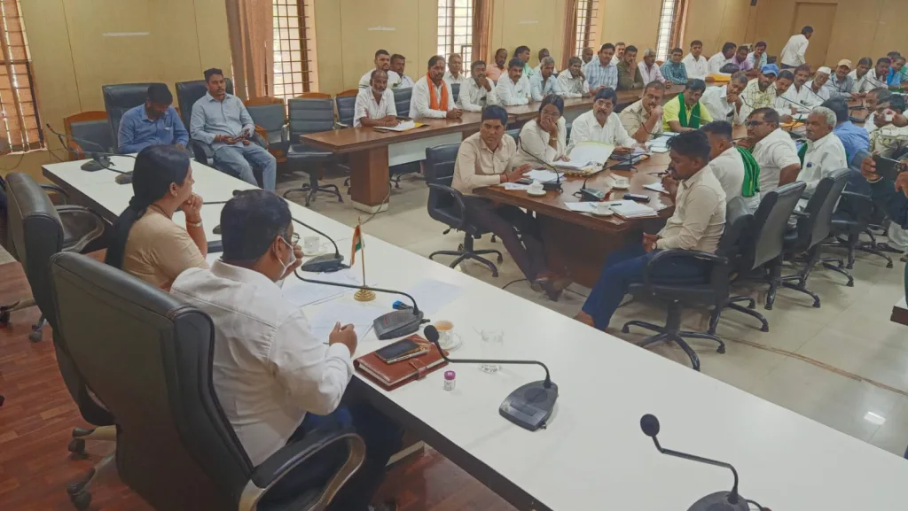 भरपाई मिळेपर्यंत काम सुरू करू देणार नाही! Work will not begin until compensation is received!