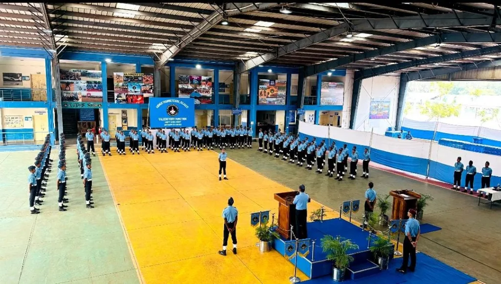 Farewell to the successful trainees of the Air Force Training Centre