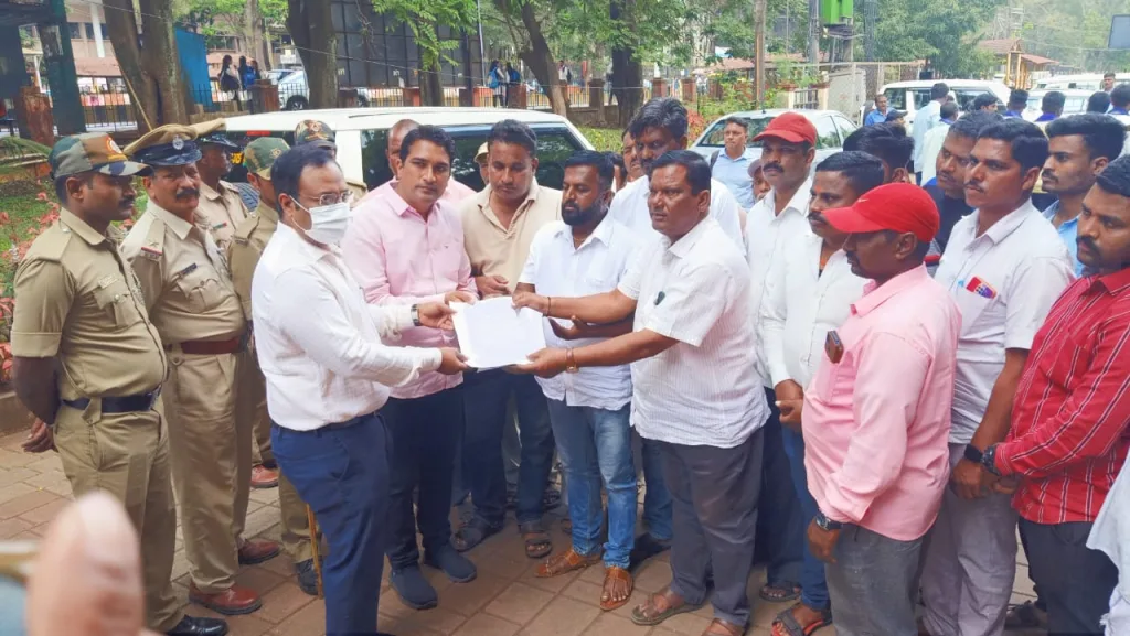 Rename Hargapur to Vallabhagad