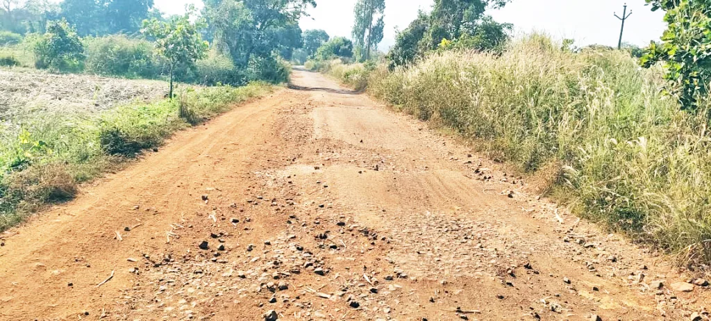 Sonoli-Kudremani link roads lost in potholes