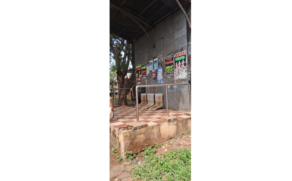 Need for repair of bus stand at Bhawani Nagar