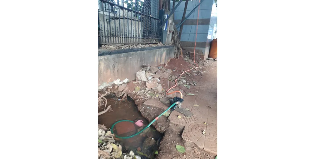 Leakage in channel at Channamma Chowk