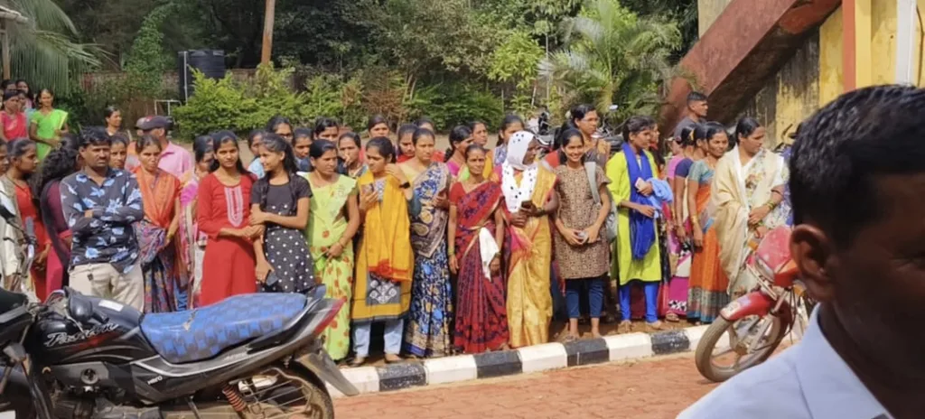 Protest of women in the case of obscene photos