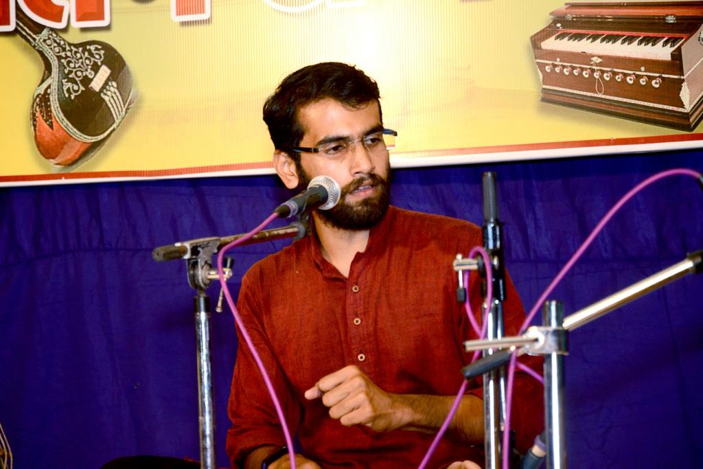 Surmayi Diwali for lovers....