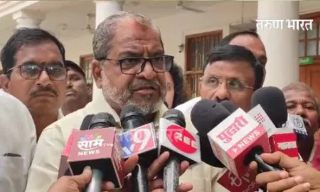 केसं पाढरी झालीतं यातं…मला कोणी शहाणपणा शिकवू नये…स्वत:ची परिस्थिती तपासा; धैर्यशील माने यांना राजू शेट्टींचा टोला Raju shetti