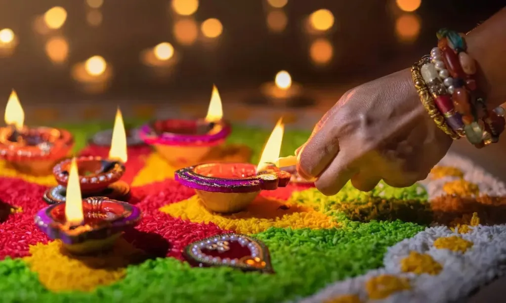 Celebrate Diwali-Lagnasarai with the spectacular dresses of 'manyavar'