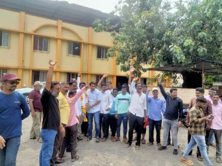 बेळणे सरपंच पदावर उद्धव ठाकरे सेनेची हवा