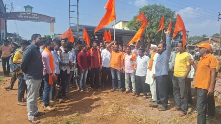 शिवरायांचा पुतळा हटवला! हडलगेत विनापरवाना उभारलेल्या पुतळ्यावर प्रशासनाची कारवाई