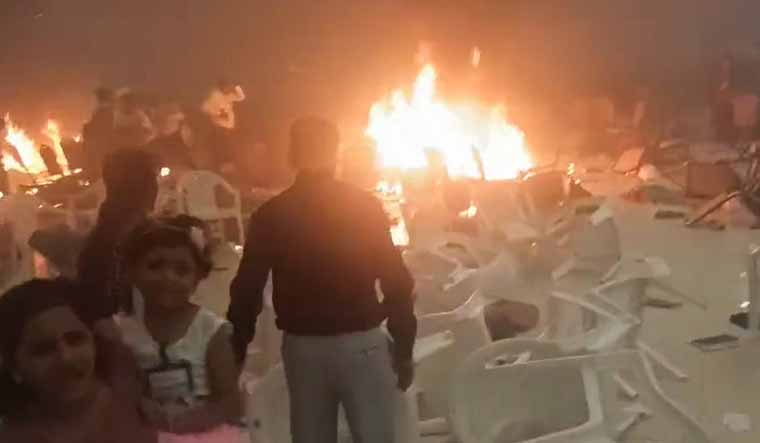 केरळमधील स्फोटातील बळींची संख्या 6 वर Death toll in Kerala blast rises to 6