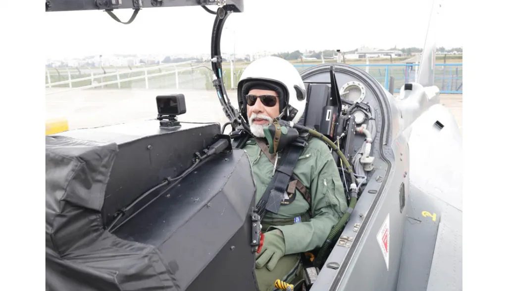 Prime Minister's flight in 'Tejas Fighter'
