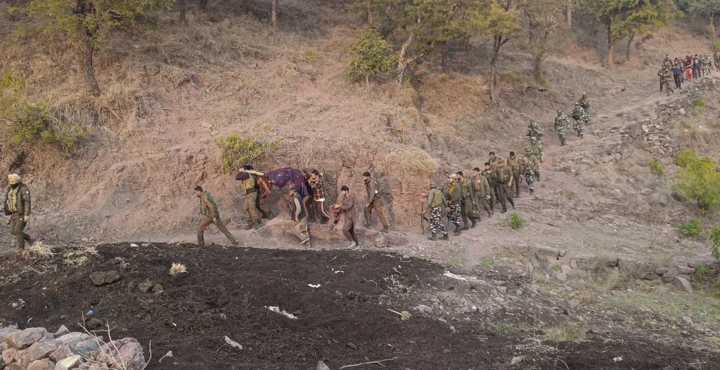 जम्मू-काश्मीरमध्ये 2 दहशतवादी ठार 2 terrorists killed in Jammu and Kashmir