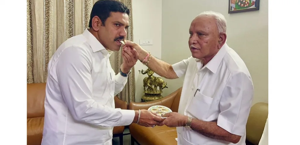 येडिंच्या पुत्राला प्रदेशाध्यक्षपद Yeddi's son is appointed state president