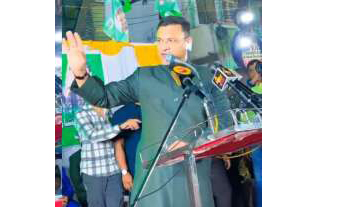 Akbaruddin Owaisi threatened the police