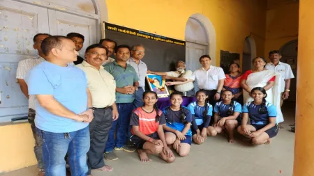 सावंतवाडी काँग्रेसच्या वतीने आर.पी.डी येथे इंदिरा गांधींची जयंती