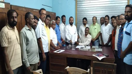 फळपीक विम्याची रक्कम 28 नोव्हेंबर पर्यंत शेतकऱ्यांच्या खात्यात जमा करा