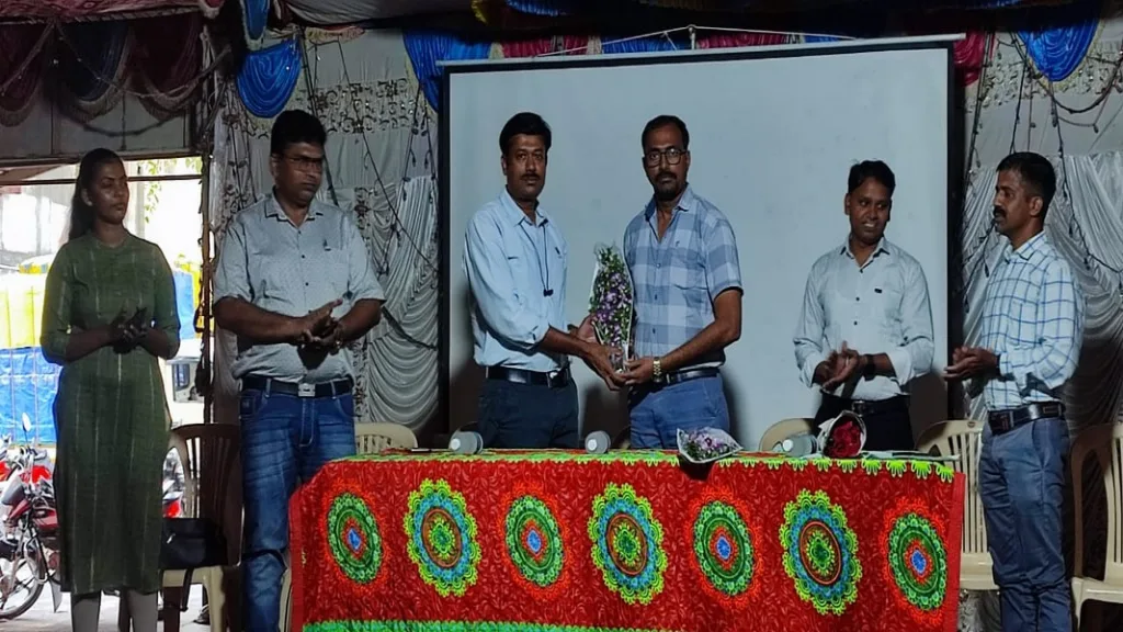 विज कर्मचाऱ्यांना वाहिन्यांवर सुरक्षित देखभाल व दुरुस्तीसाठीचे तांत्रिक प्रशिक्षण