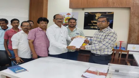 वेंगुर्ला आठवडा बाजारात पार्किंगसाठी जागा उपलब्ध करून देणार – कंकाळ