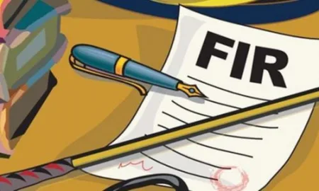 बंदी आदेश लागू असताना राष्ट्रीय महामार्ग रोखल्याप्रकरणी राजू शेट्टी आणि अन्य कार्यकर्त्यांवर गुन्हा दाखल A case has been registered against Raju Shetty and other activists