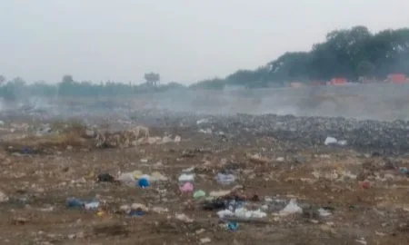 Residents suffocated due to smoke from Morewadi garbage depot