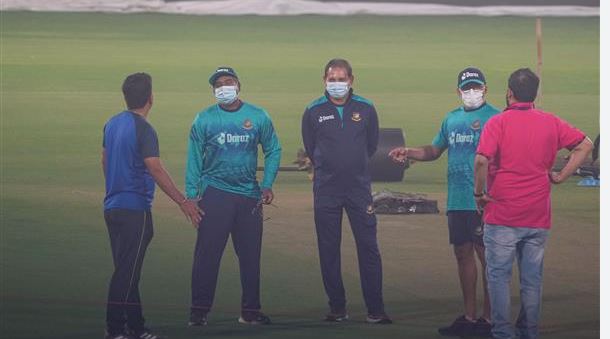 खराब हवामानामुळे लंकेचा सराव रद्द Lanka practice canceled due to bad weather