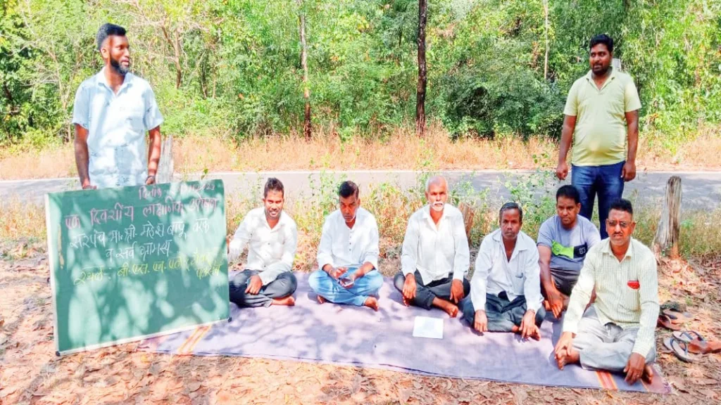 दूरसंचारच्या कारभाराविरोधात पळसंब सरपंच, उपसरपंचांचे उपोषण