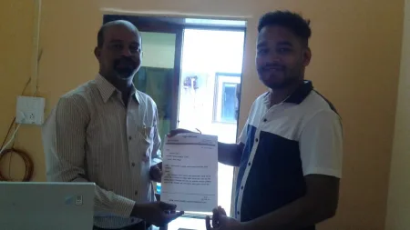 कसाल -मालवण रस्त्यावरील संरक्षक भिंतीची दुरुस्ती करा